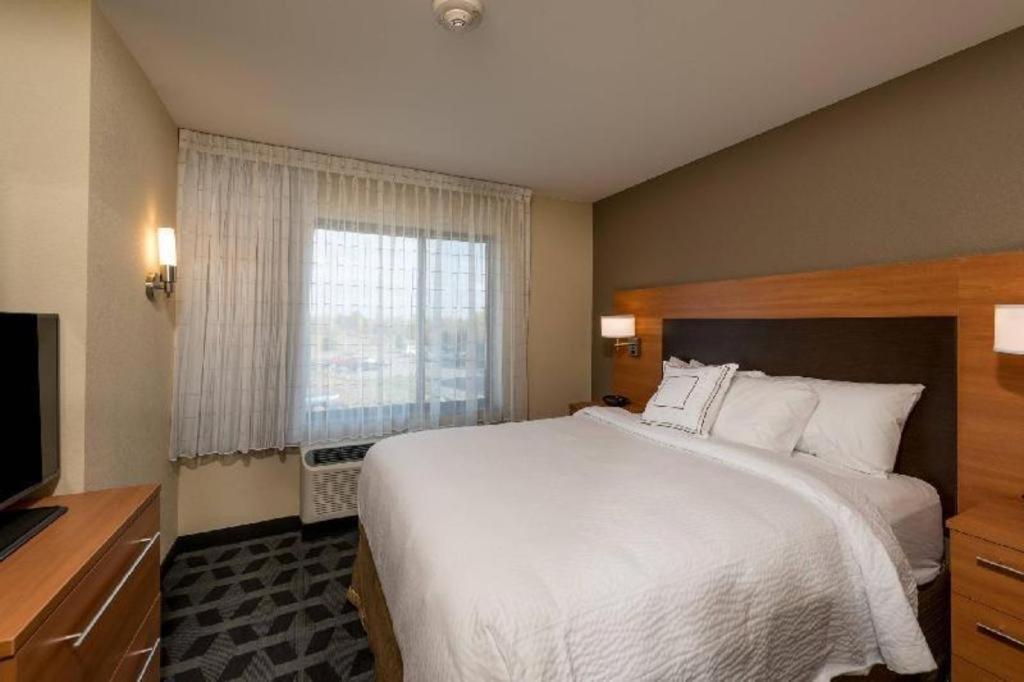 Towneplace Suites Bangor Bagian luar foto