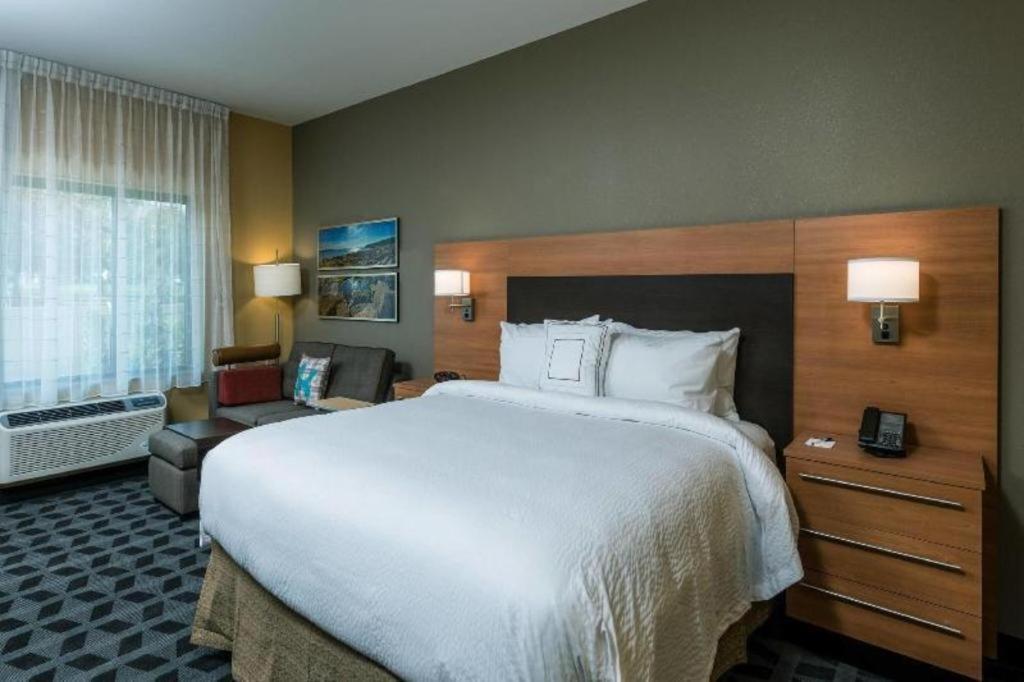 Towneplace Suites Bangor Bagian luar foto