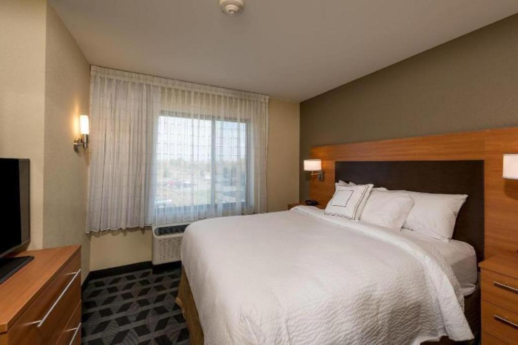 Towneplace Suites Bangor Bagian luar foto