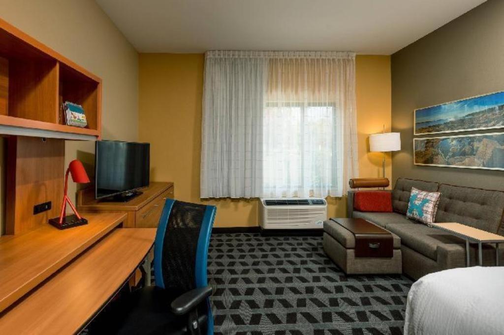 Towneplace Suites Bangor Bagian luar foto
