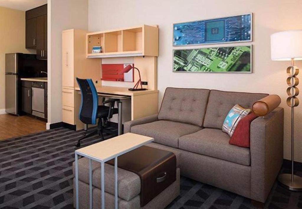 Towneplace Suites Bangor Bagian luar foto