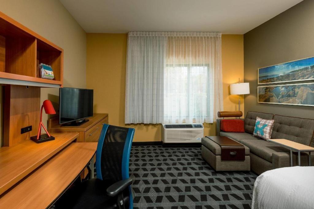 Towneplace Suites Bangor Bagian luar foto