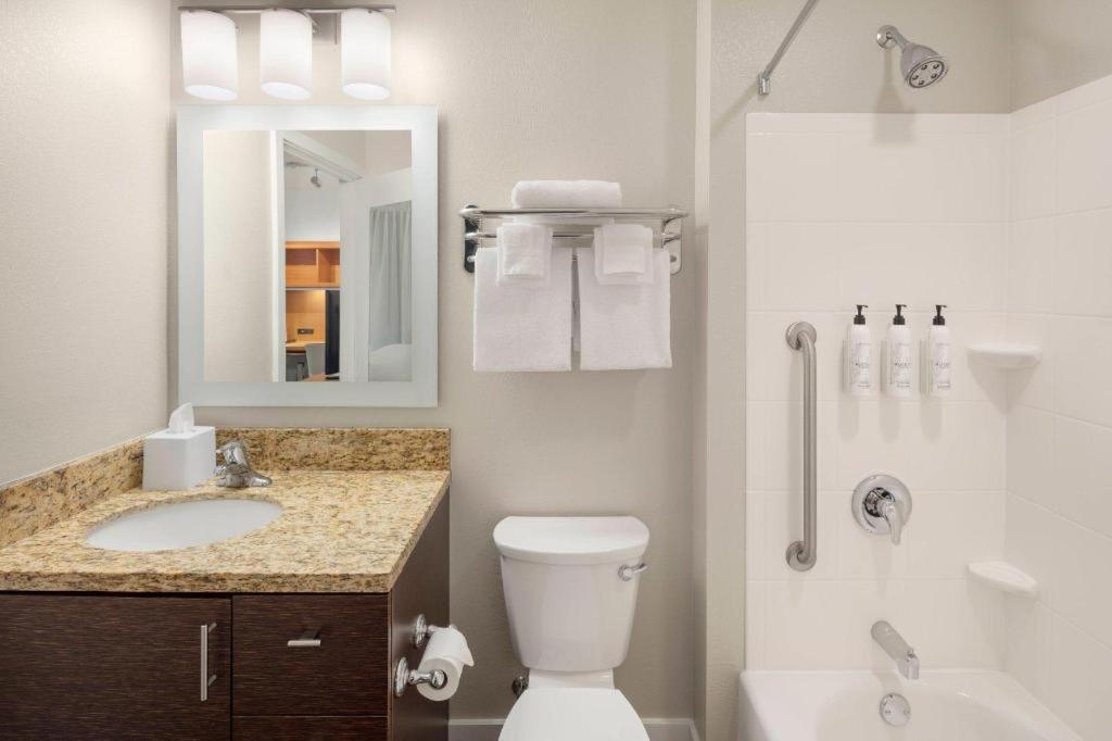 Towneplace Suites Bangor Bagian luar foto